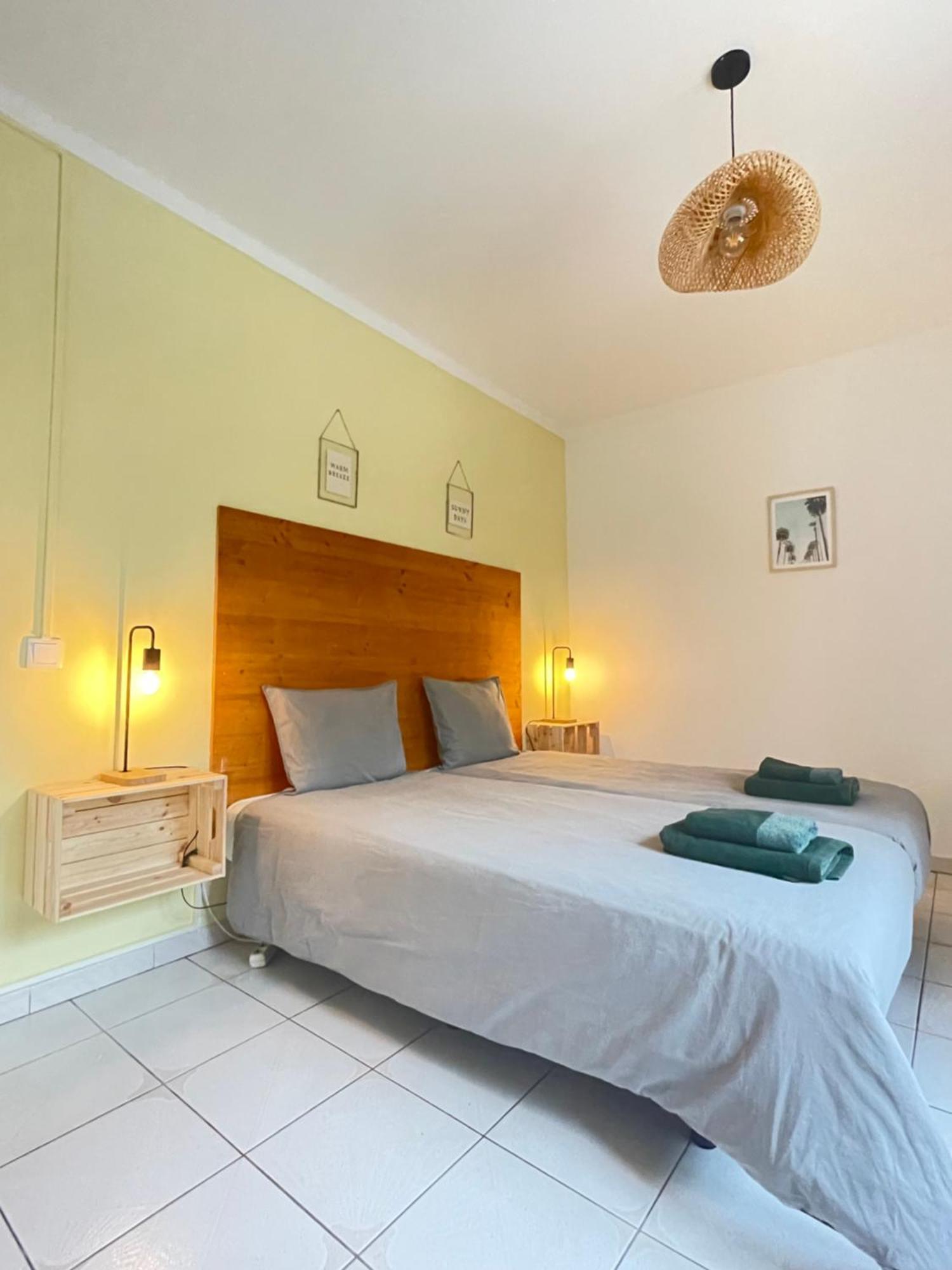 California Dream Inn Aljezur Bagian luar foto