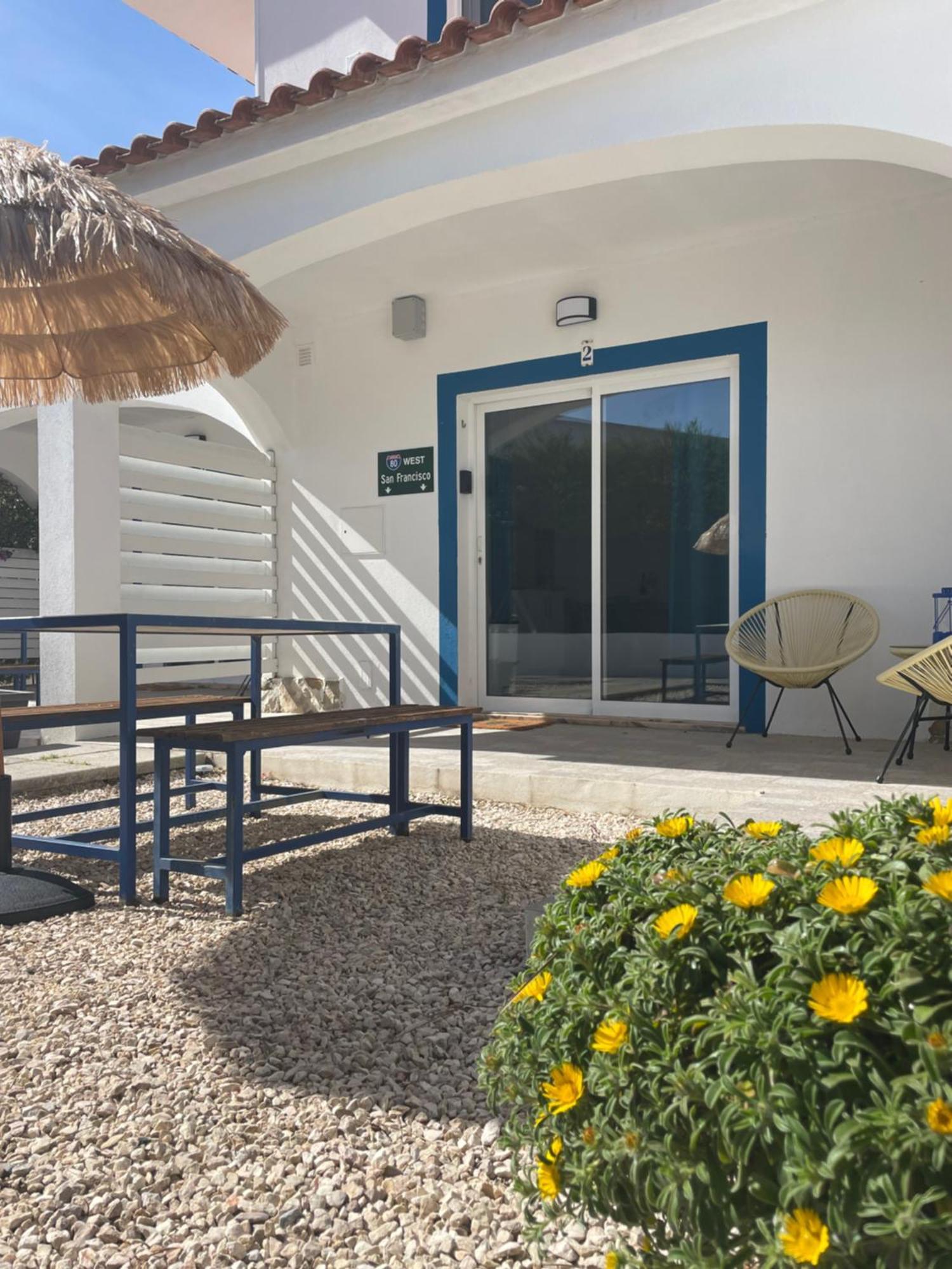 California Dream Inn Aljezur Bagian luar foto