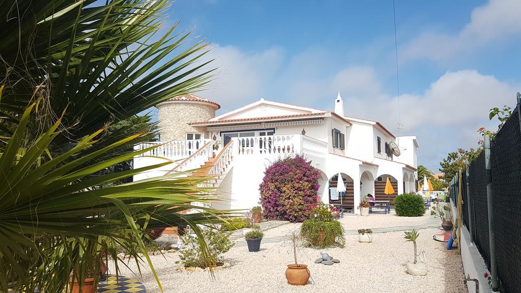 California Dream Inn Aljezur Bagian luar foto